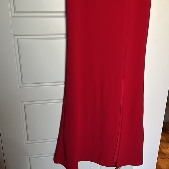 Lulus Aveline Crepe gown bright red off shoulder dress XL - Picture 5 of 9